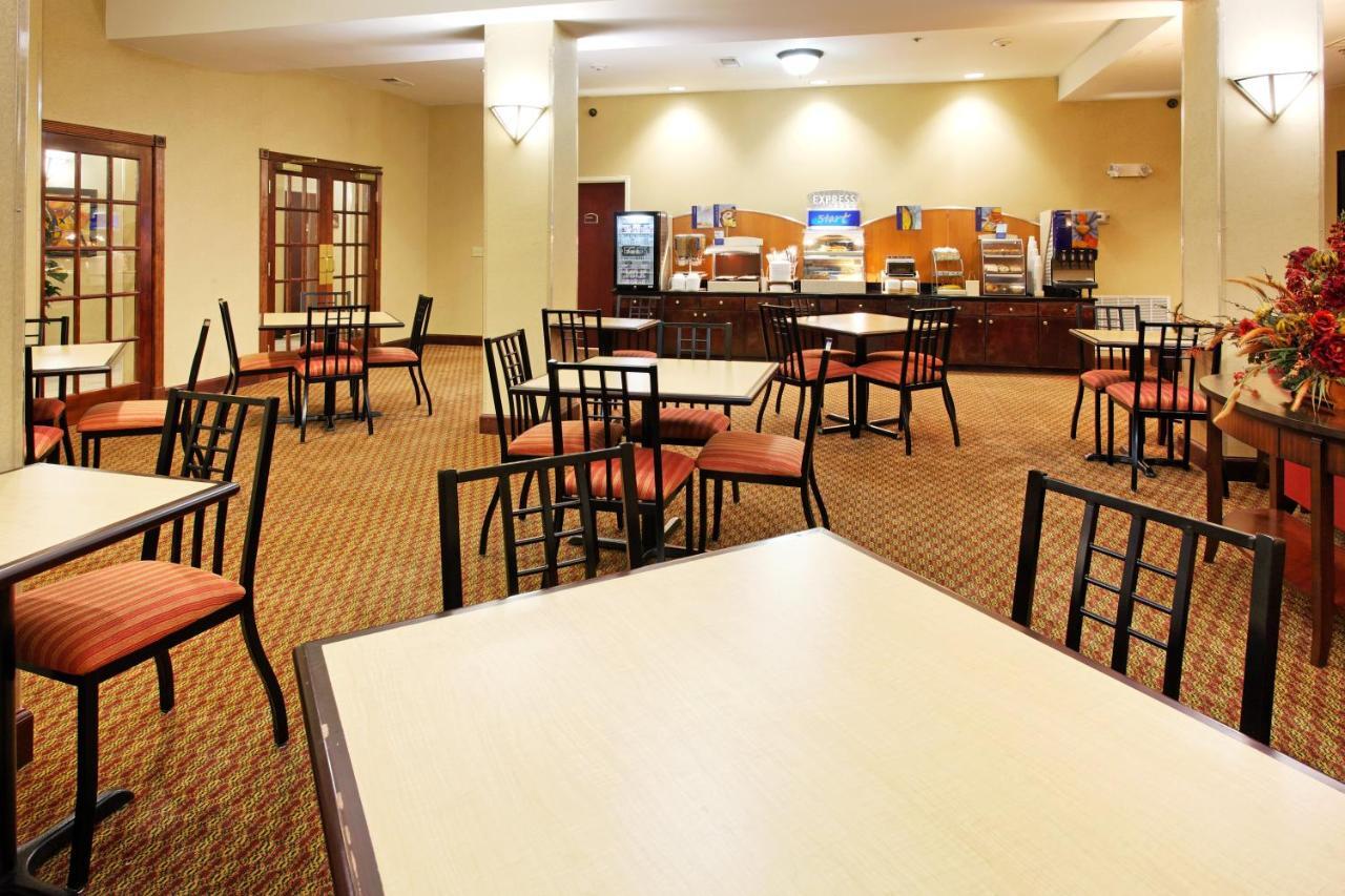 Holiday Inn Express & Suites Sylacauga Zewnętrze zdjęcie